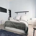 Standard By Hi5- Bacso Budapešť